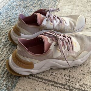 SOREL pink sneakers size 9